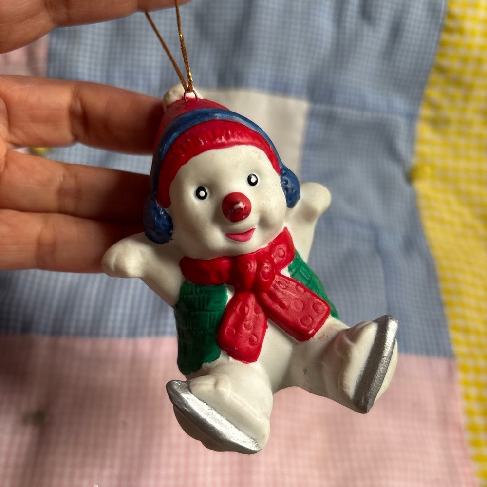 5 pc Christmas decoration lot: Starbucks Cup Ornament/train/star/trumpet/snowman - Picture 9 of 16